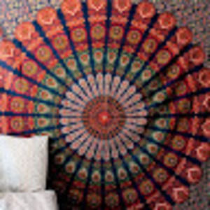 Meet your Posher, Maya